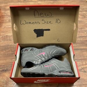 Nike Women's Air Max Torch SL Running Shoes Cool  Gray/Pink Flash Size 10 w/ Box